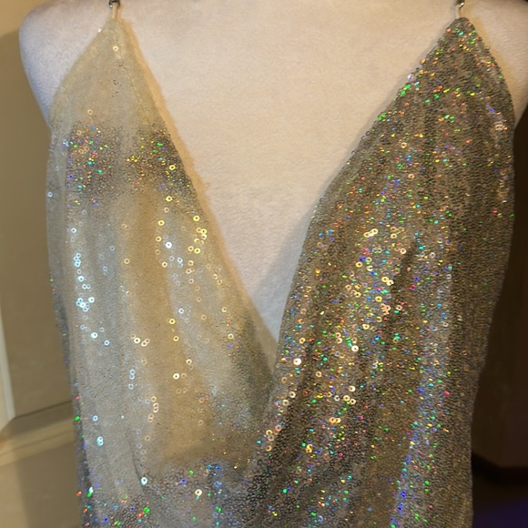 Club Wear silver sparkle ombré backless connects w/ chin around neck adjustable - Picture 10 of 10